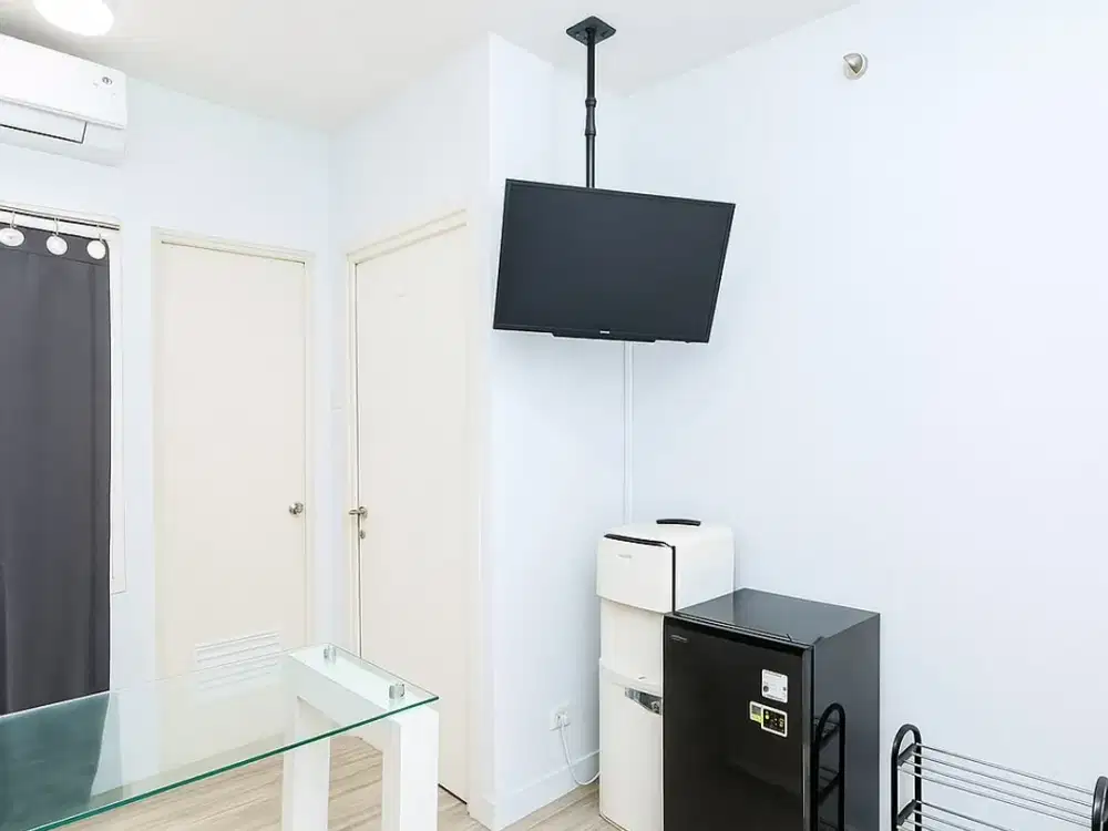 Disewakan Bulanan Green Pramuka City Apartemen Studio Furnish