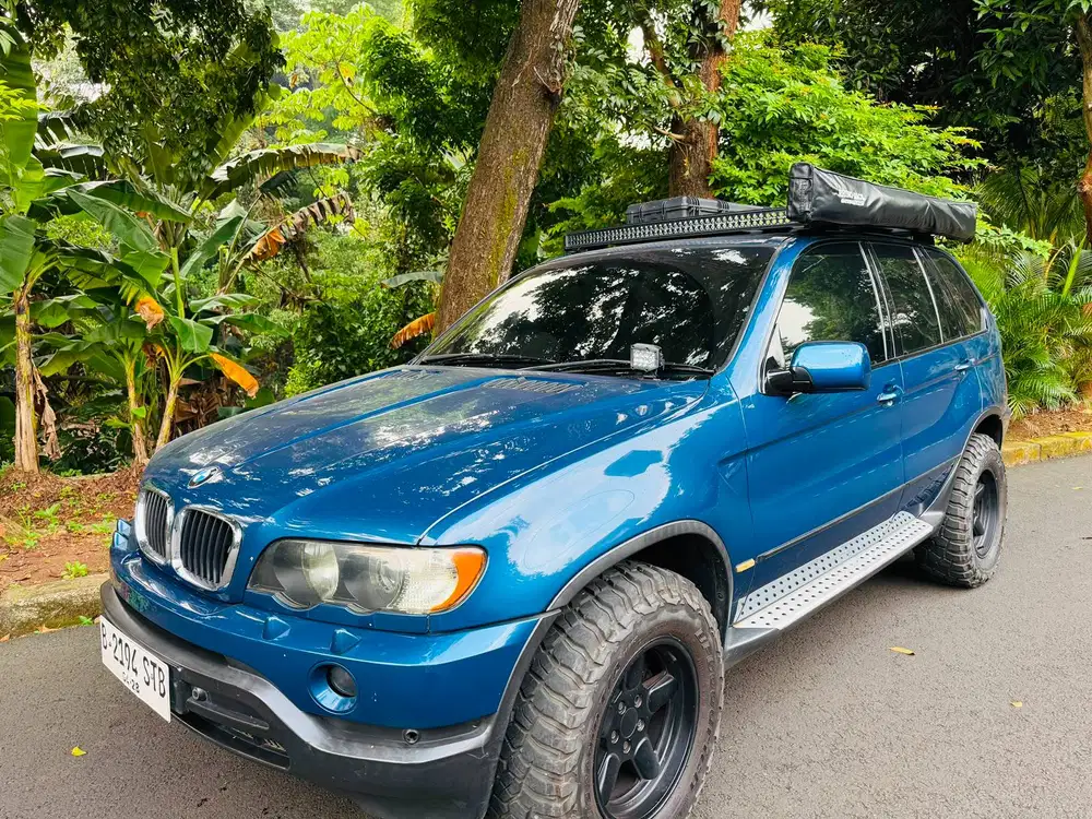BMW X5 E53 - V8 4.4i 2002 blue biru bu bmw x5 beige rare ori 2001/2003