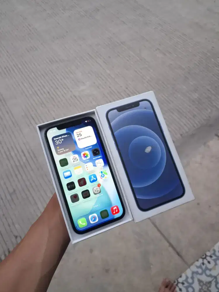 Iphone 12 64gb fullset nominus