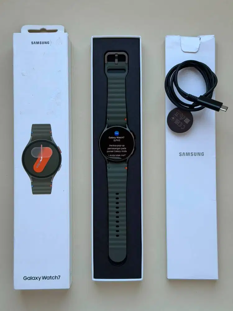 Samsung Watch 7 40mm - Green - Garansi on Juli 2027