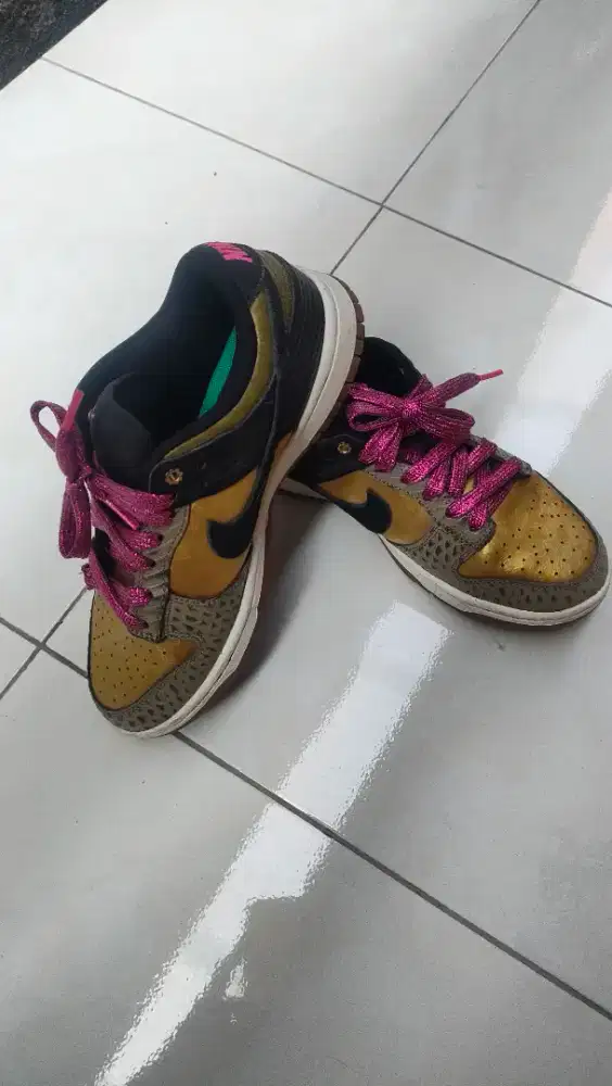 NIKE LIMITED EDITION
