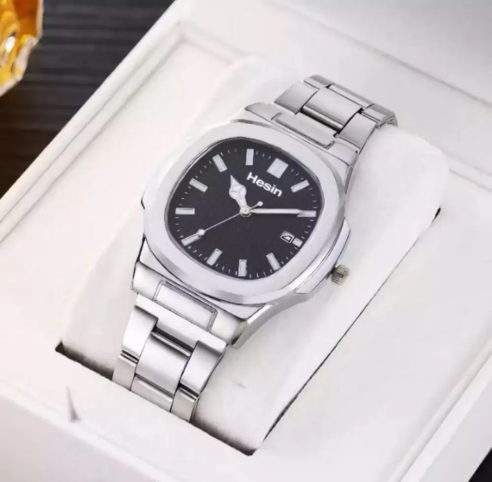 jam tangan masih baru