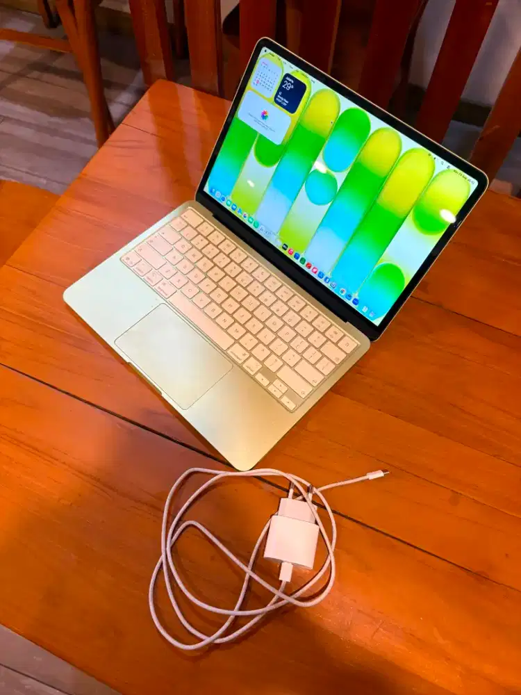 Dijual Macbook Neo Yellow