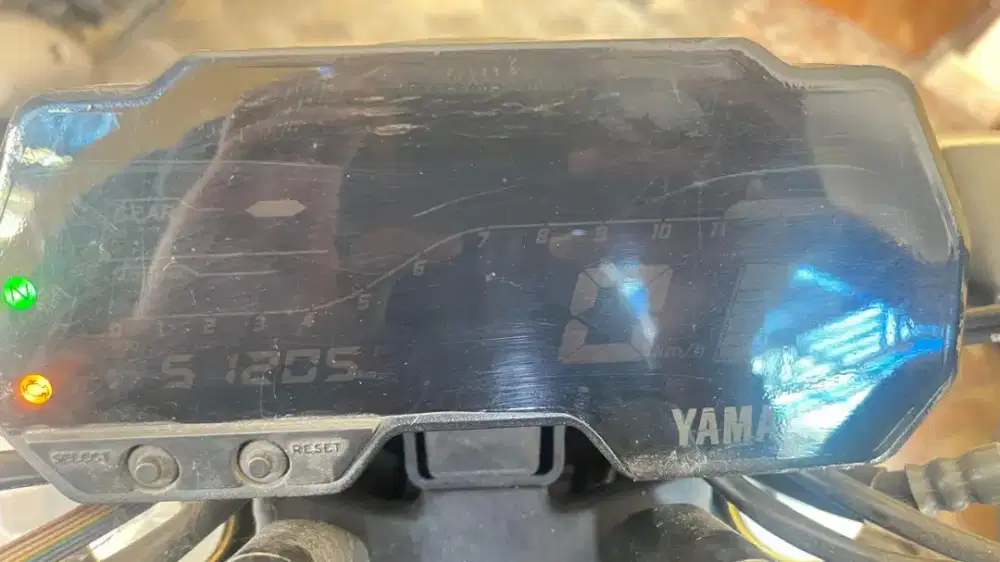 Yamaha / MT-15 warna item tahun 2019