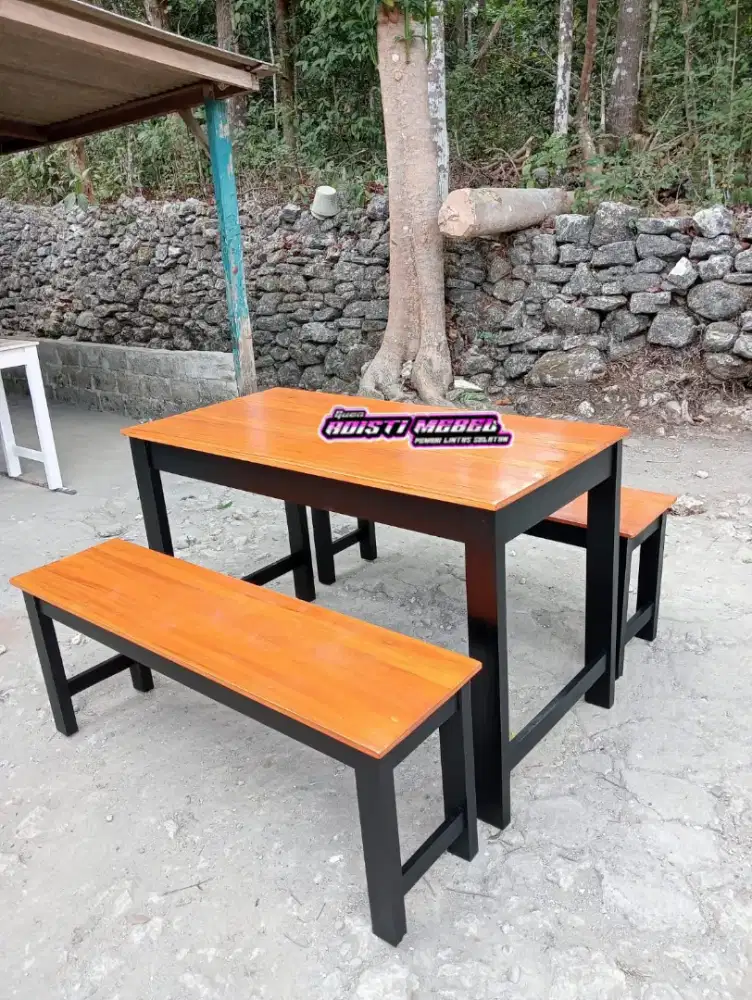 Meja kursi warung warmindo