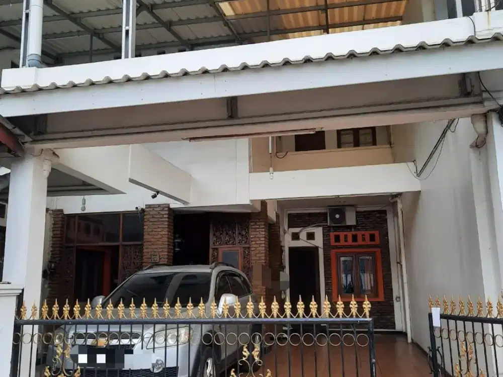 DIJUAL BU RUMAH SIAP HUNI 2 LANTAI DI JATIWARINGIN PONDOK GEDE BEKASI