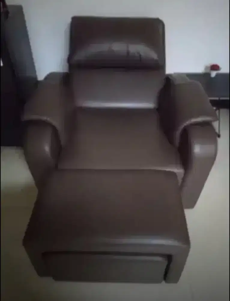 dijual cepat 5 unit sofa refleksi dan fullbody