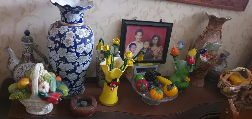 DIJUAL KOLEKSI HIASAN KERAMIK DEKORASI – GAYA KLASIK/VINTAGE