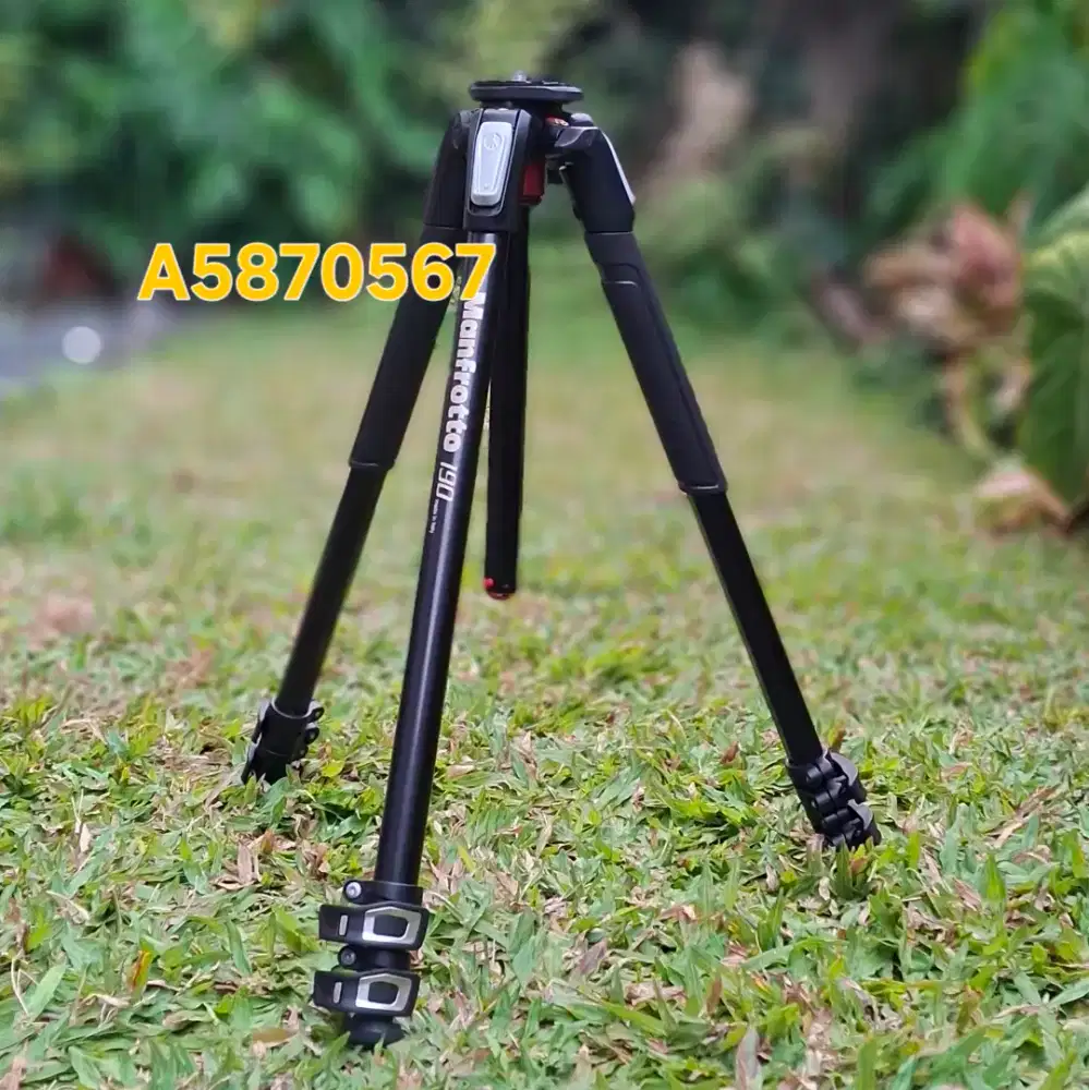 Tripod Manfrotto MT190XPRO3 (used)