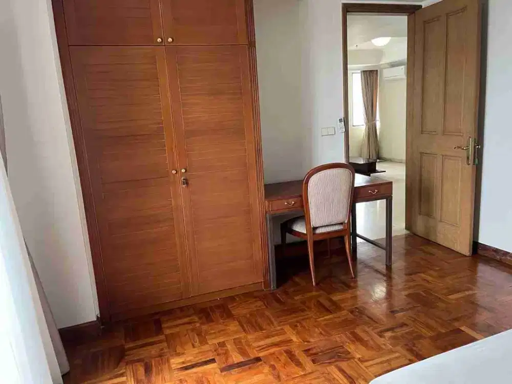 SEWA APARTEMEN PARK ROYALE
