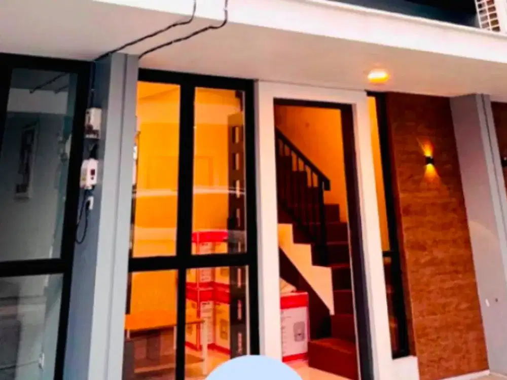 Rumah Baru 4 Lantai Semi Furnished