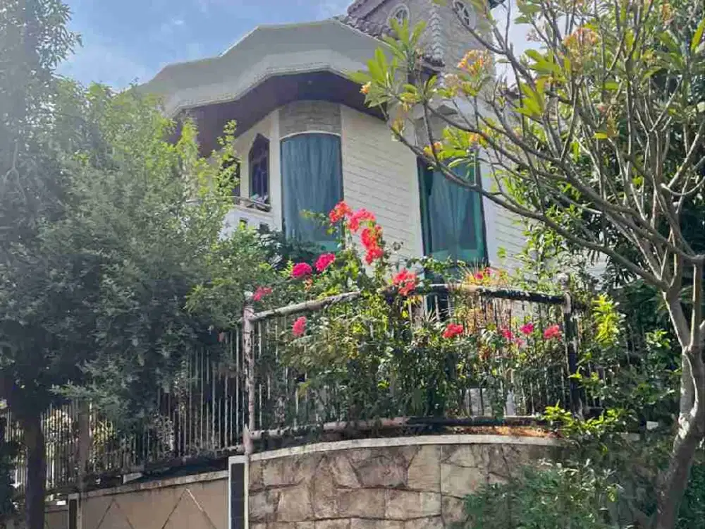 DIJUAL RUMAH SIAP HUNI PURI WIDYA KENCANA CITRALAND SURABAYA BARAT