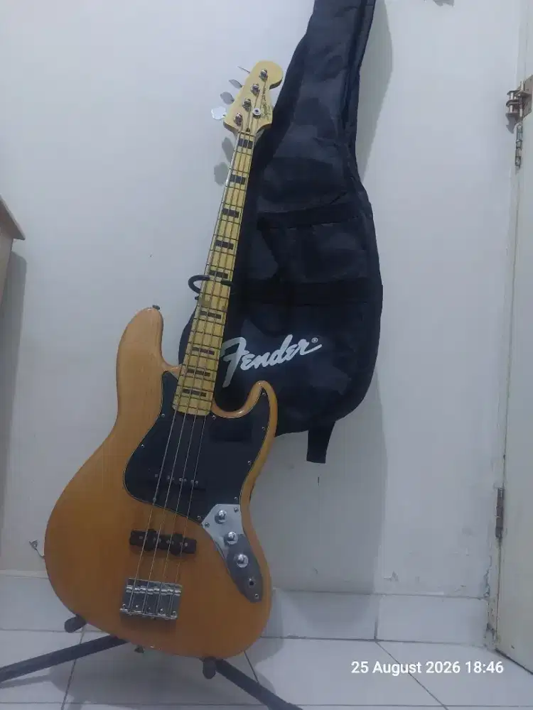Bass Gitar Squaier Fender