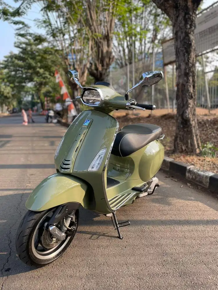 Dijual vespa matic 150cc iget ABS 2024