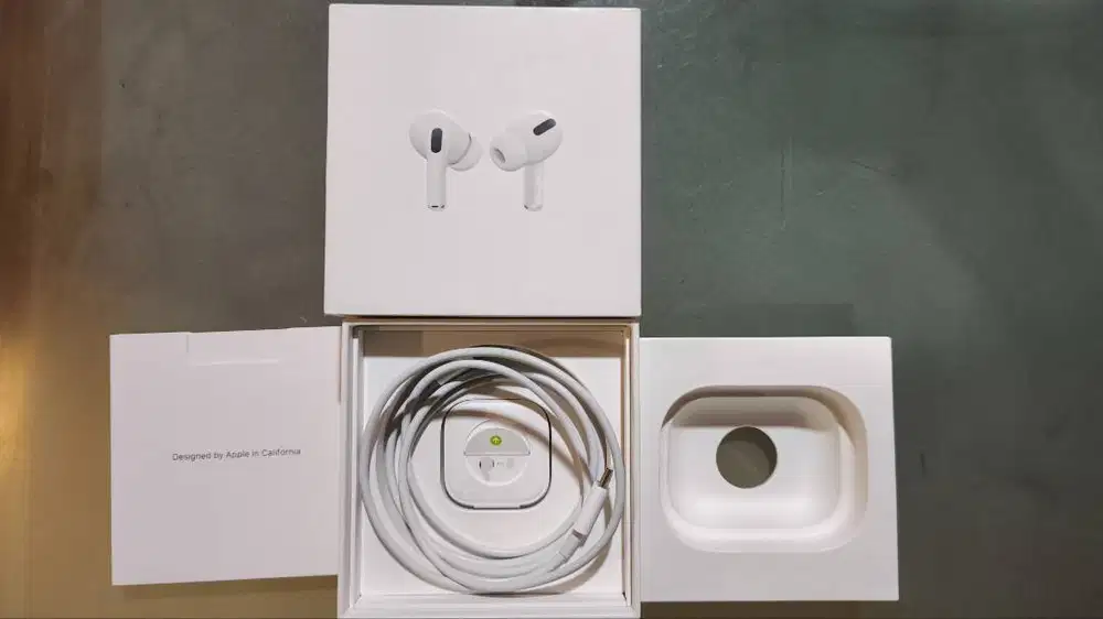 Box AirPods Pro Gen 1 + Kabel Type-C to Lightning  + Eartips Original