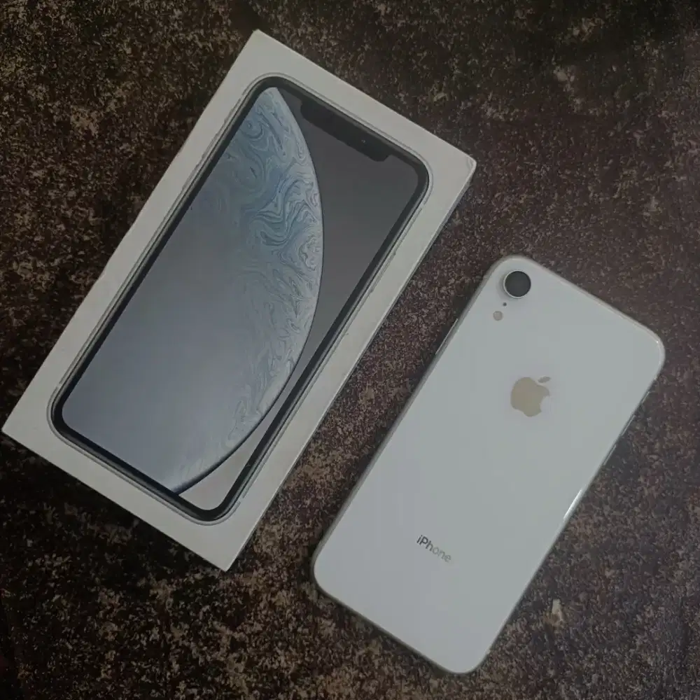 iPhone XR 128GB Garansi Resmi Ibox Mulus