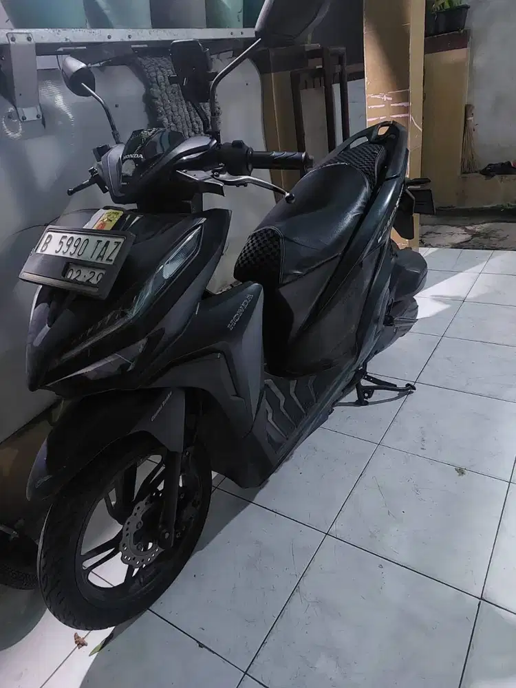 Honda Vario 150 tahun 2019 warna hitam