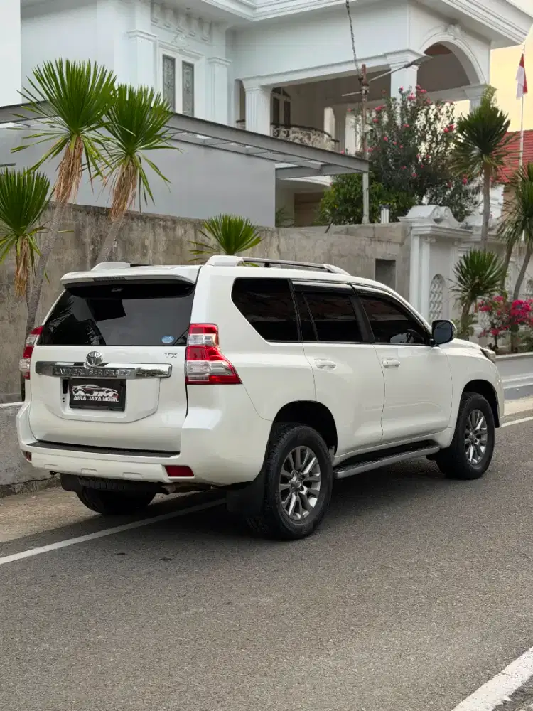 Toyota Land Cruiser 4x4 tahun 2017 metic