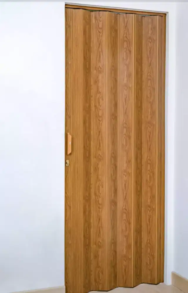 Folding door / penyekat ruangan