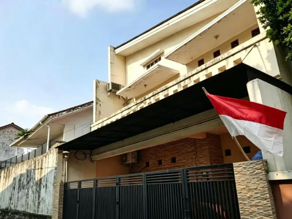 Dijual Rumah 2 lantai di Tebet Jakarta Selatan (Dekat SMA 26)