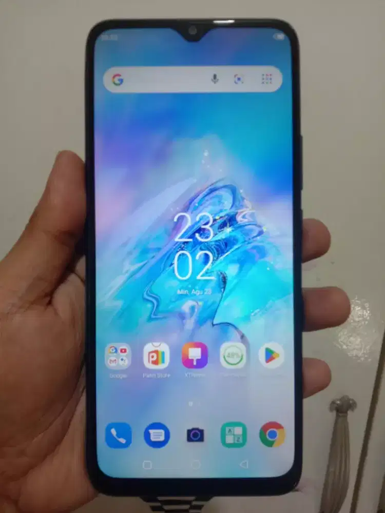 Infinix Hot 9 play 4G 2/32 layar 6.8 inchi mulus
