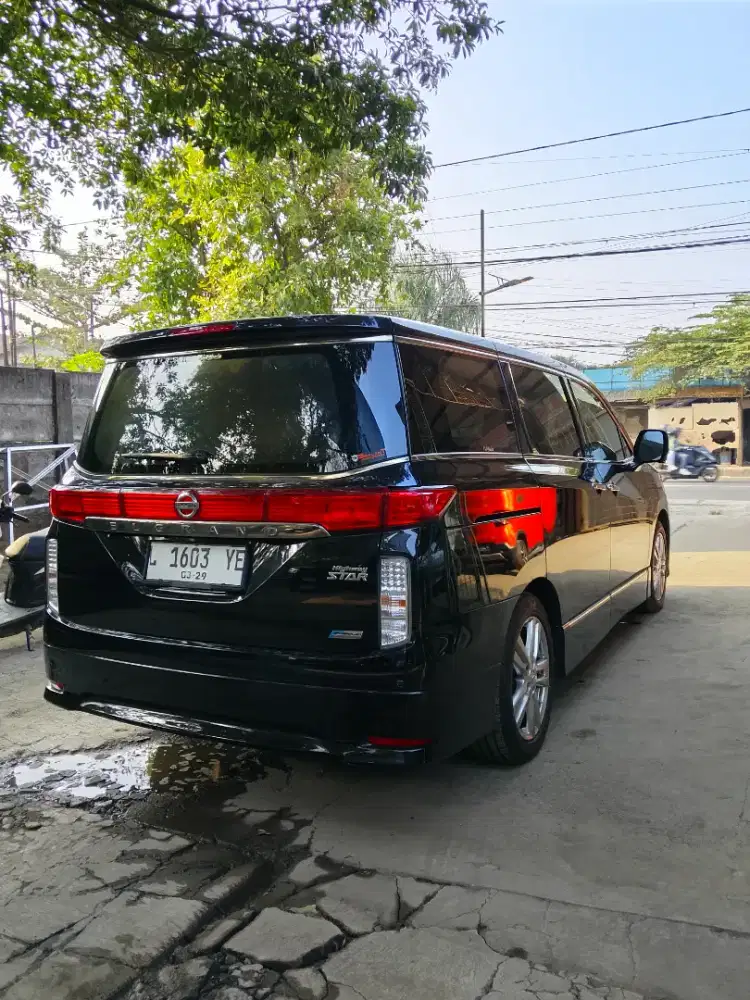 Loker detailing salon poles mobil