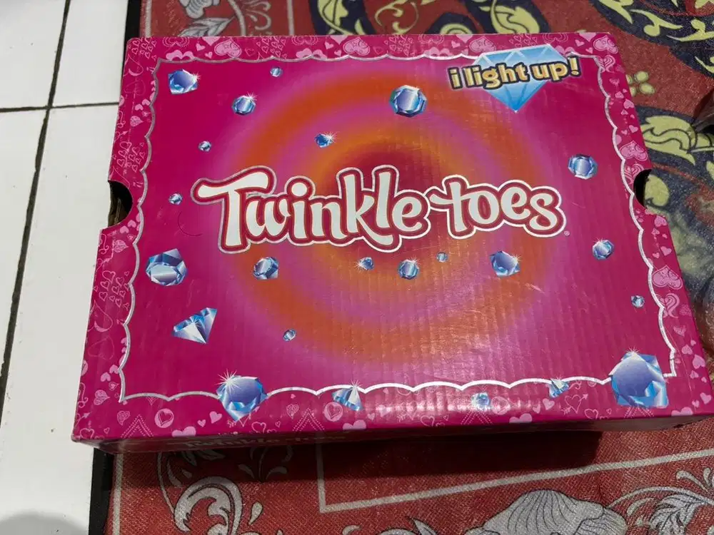 Di jual sepatu anak skecher twinkle series