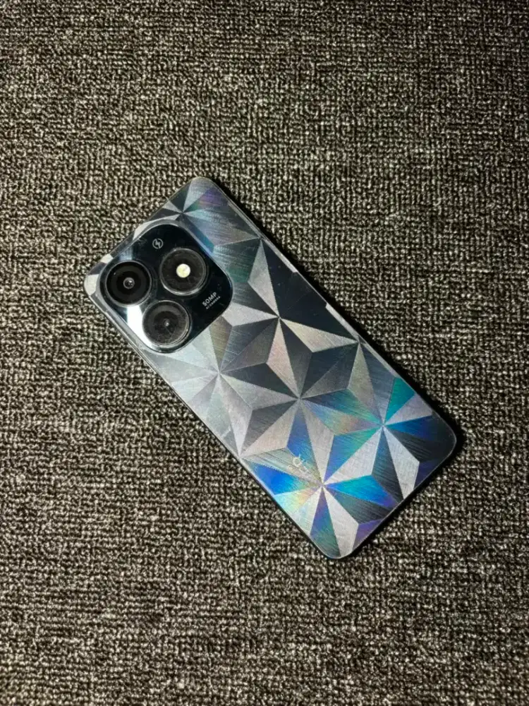 ITEL P55 8/128GB