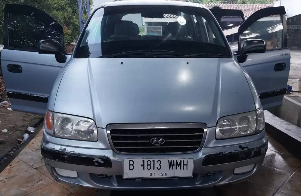 Dijual murah , mobil sehat kaki kaki sehat pajak redup.lokasi pemalang