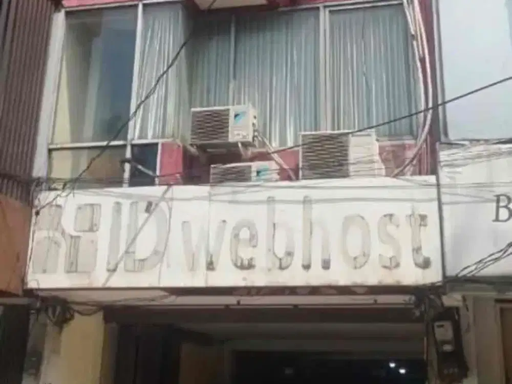 Ruko dekat pasar, sekolah, pusat perbelanjaan & tol di mampang prapatan jakarta selatab