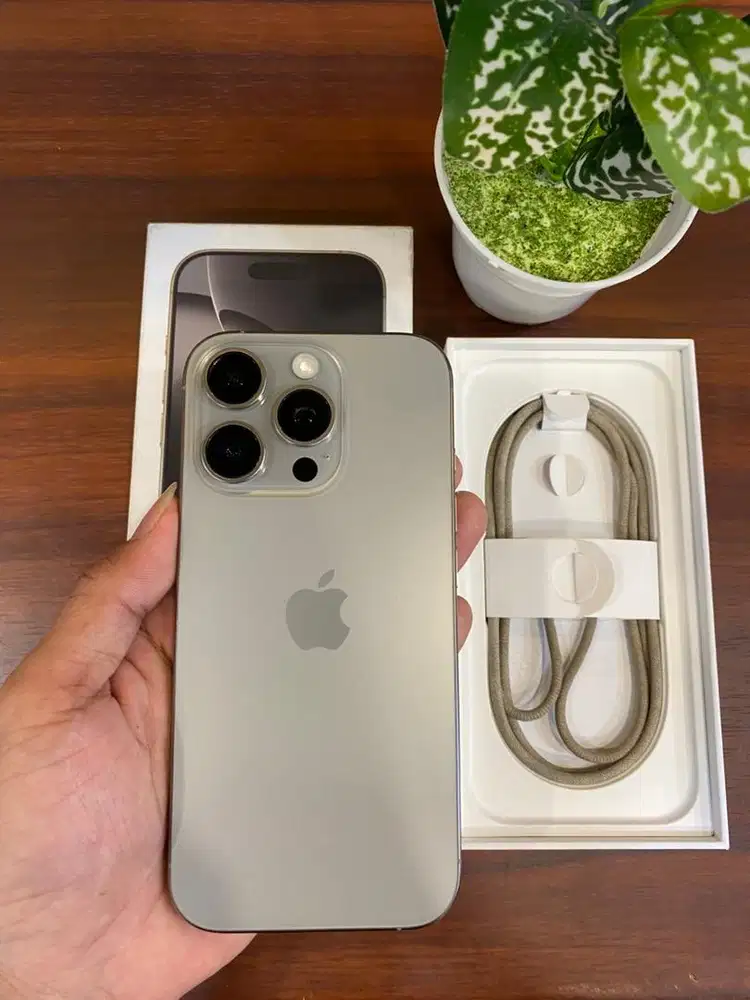 iPhone 16 Pro 128GB Natural Titanium iBox