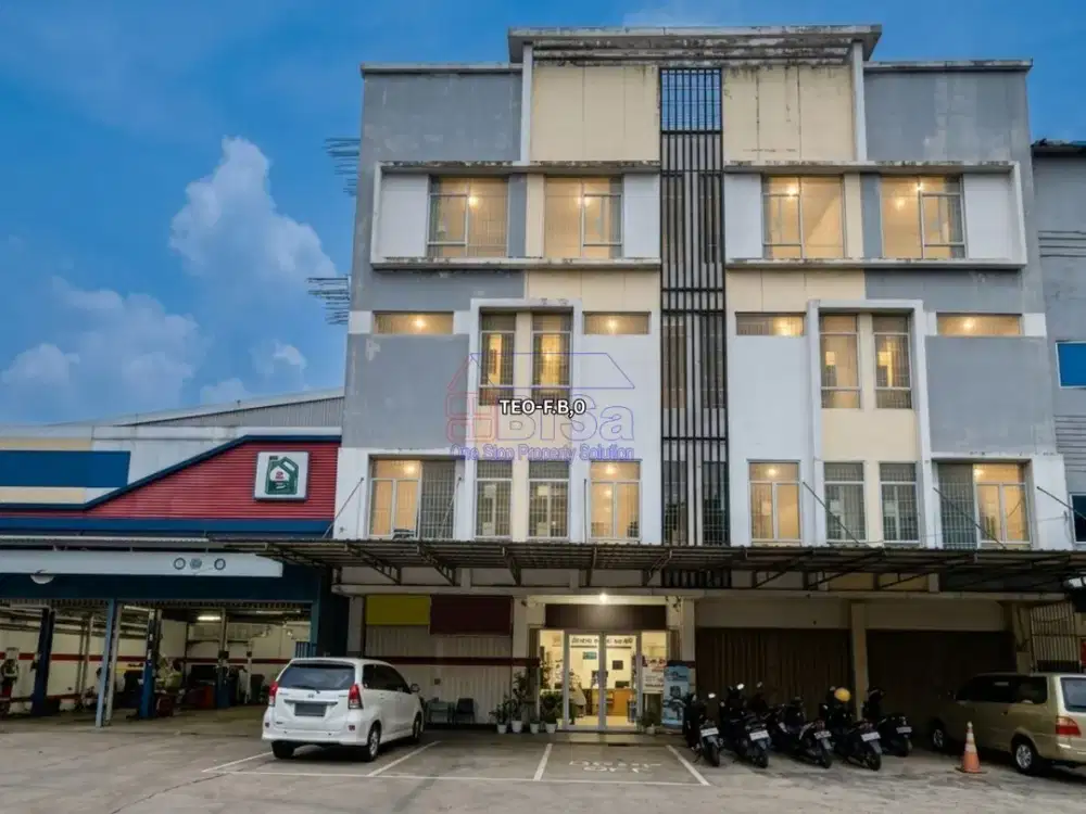 4 Ruko dan Bengkel di Nagoya, Depan Utama 98 Food Court