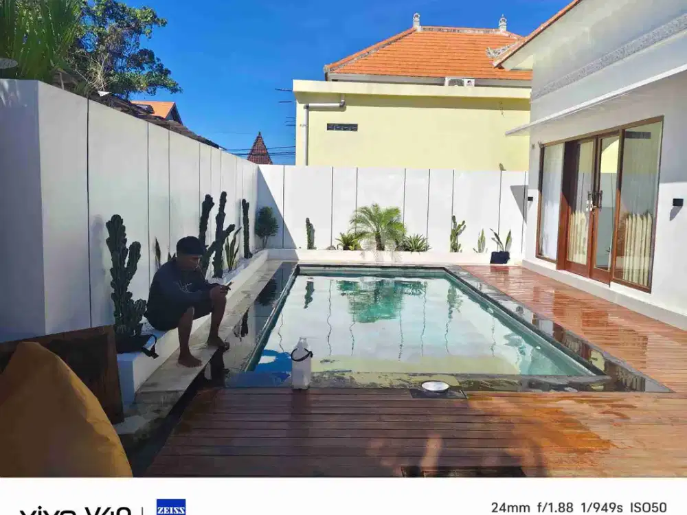 DISEWAKAN BULANAN/TAHUNAN VILLA FURNISH DI KEROBOKAN SL