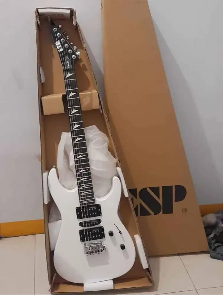 Gitar Esp Ltd MT130