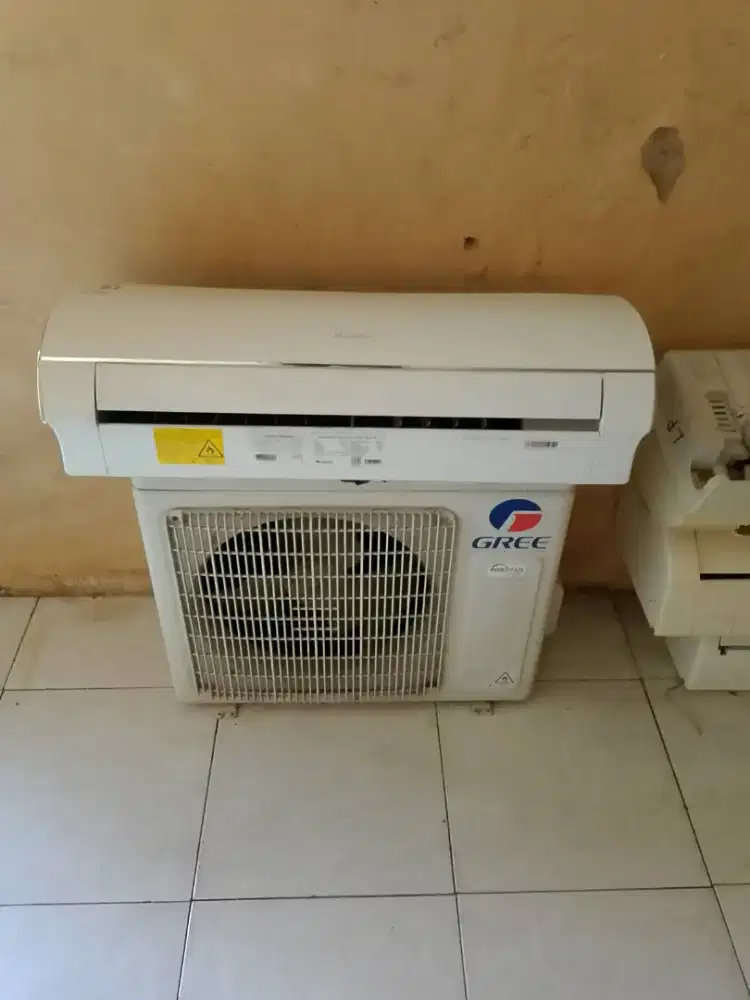 Jual/TT AC GREE inverter 1PK