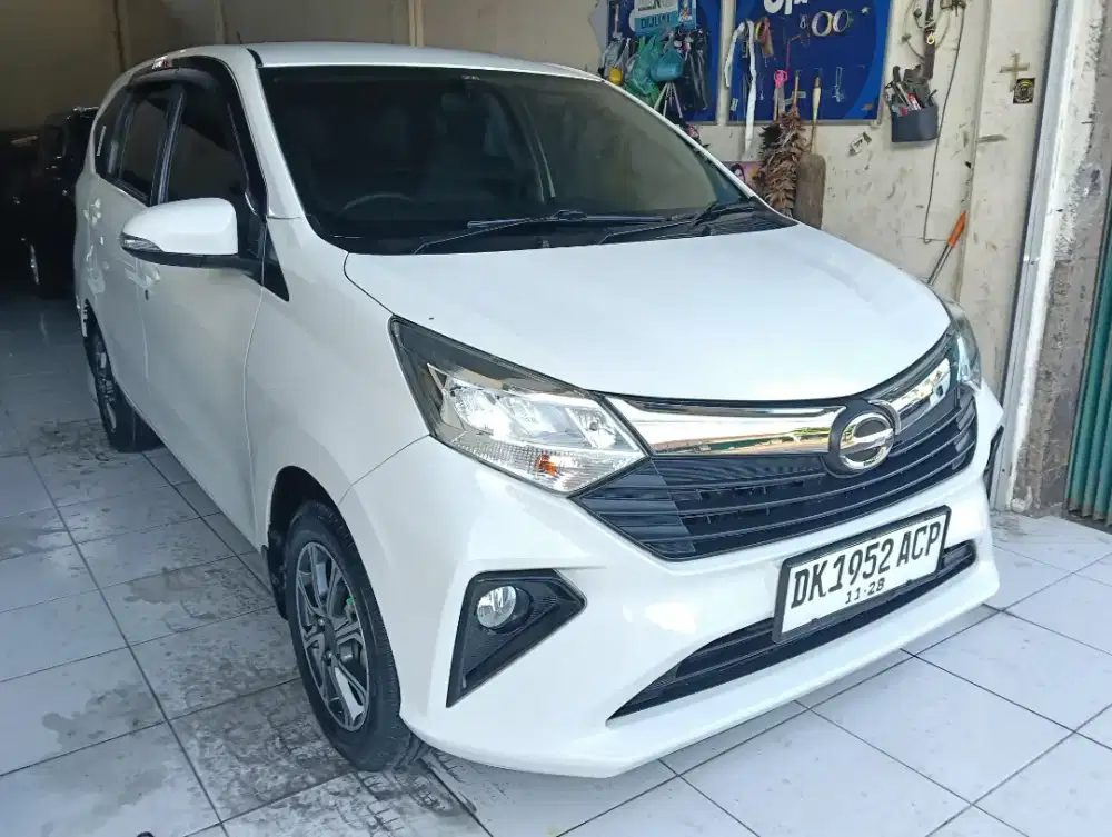 Daihatsu Sigra R 1,2 Automatic 2022 putih