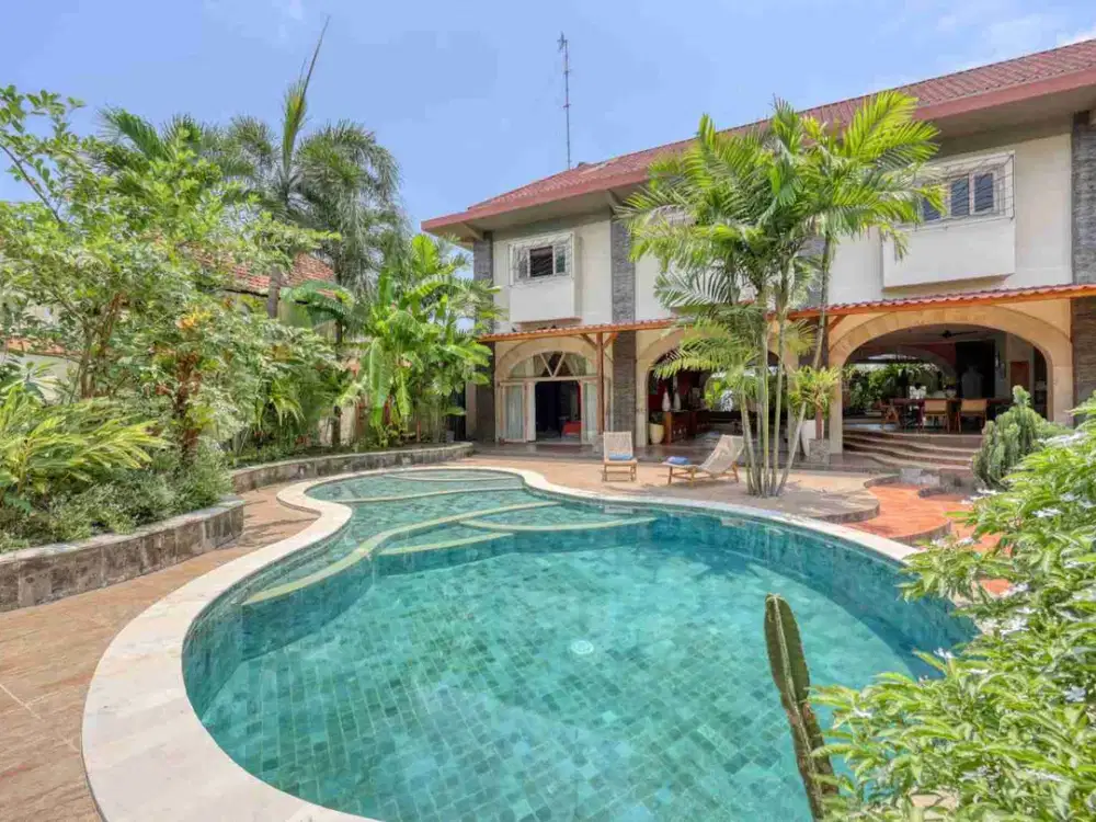 FOR SALE 5 BEDROOMS VILLA IN KABA KABA SL