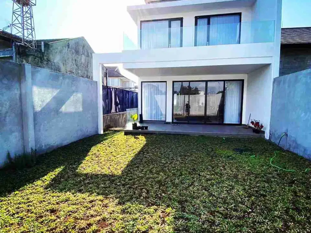 Rumah 3 Lantai Siap Huni di Cipaku Setiabudi Bandung – LT 258m², LB 378m², 5+1 KT, SHM Rp3,9 M
