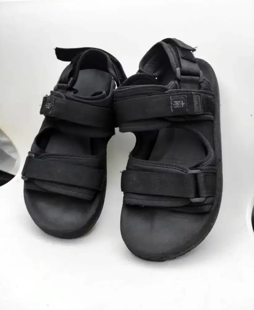 Maternal Disaster Sandal Gunung
