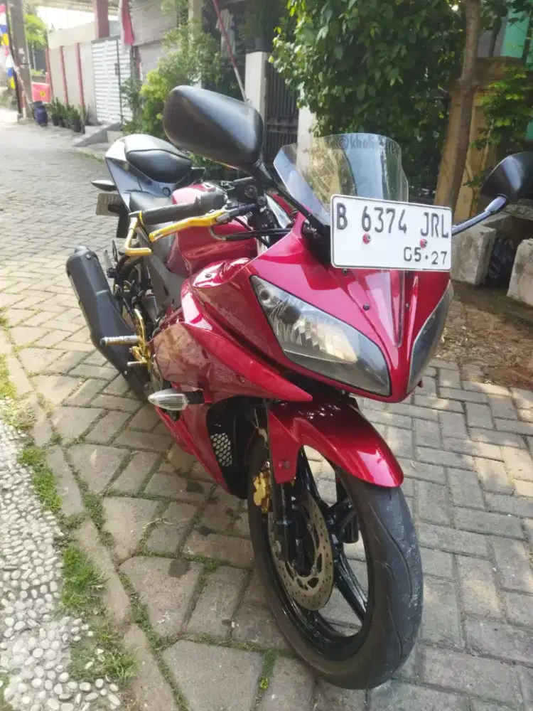 Yamaha R 15 V 2