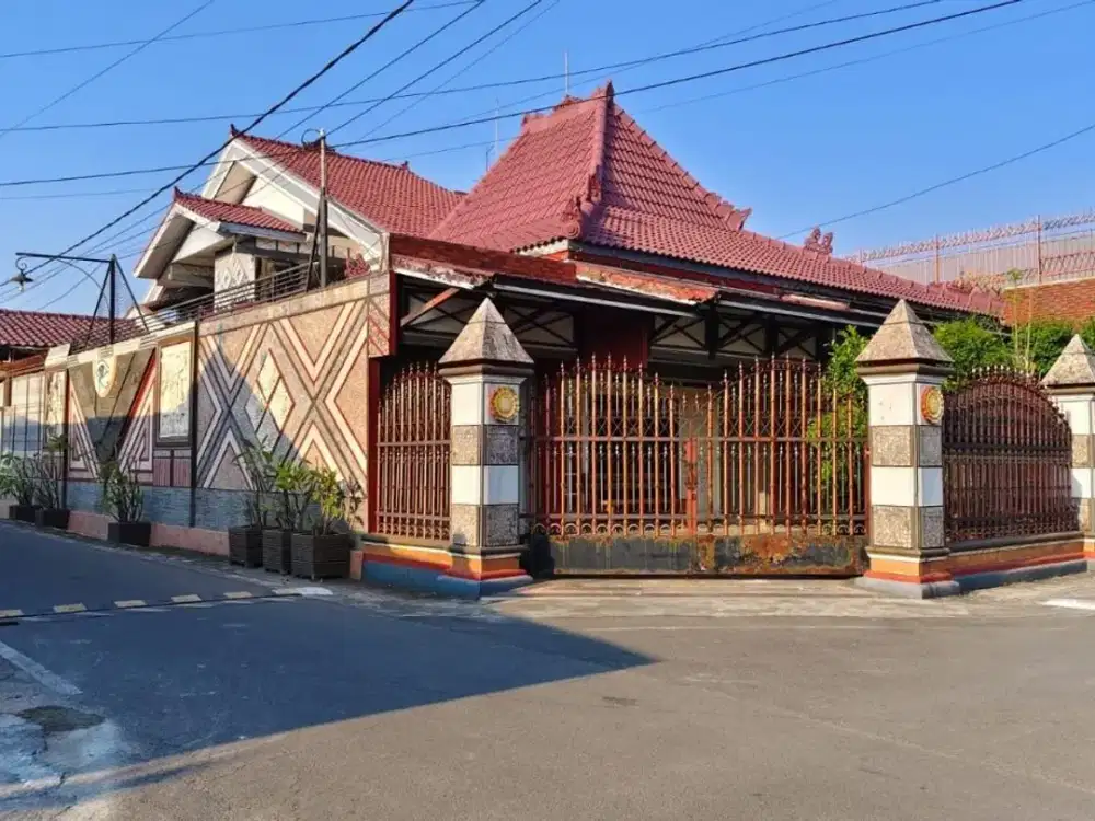 Rumah Mewah Dekat Pintu Toll Ngemplak