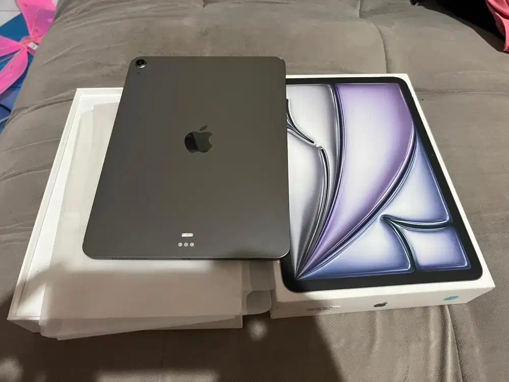 Ipad Air m3 256 ibox garansi on maret 2027