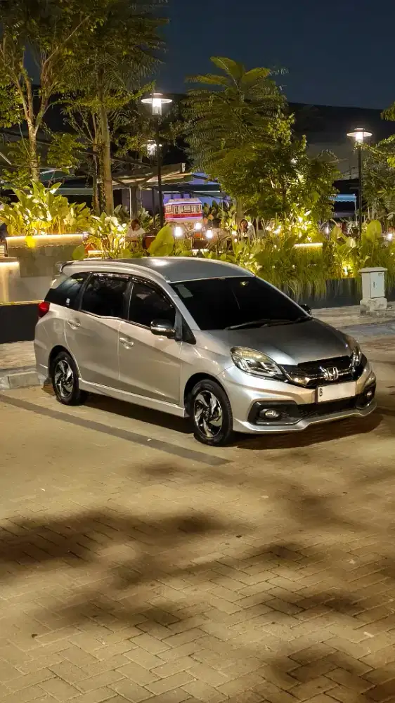 Honda Mobilio Type RS Silver Matic 2015 Automatic AT