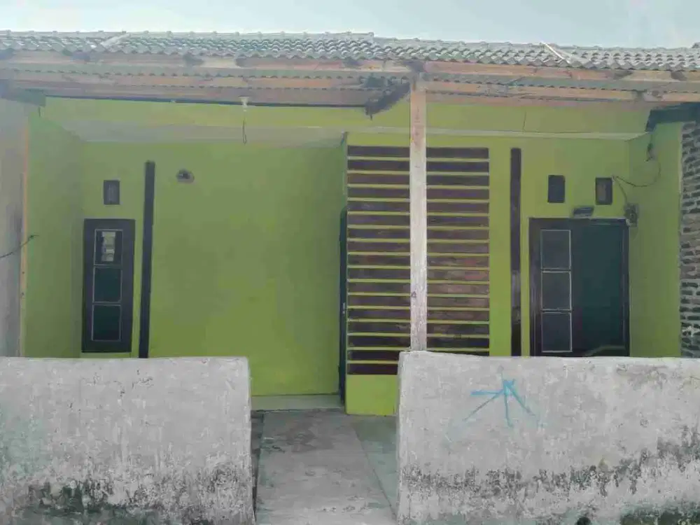 jual rumah lunas surat SHM lokasi depan kampus Unpam