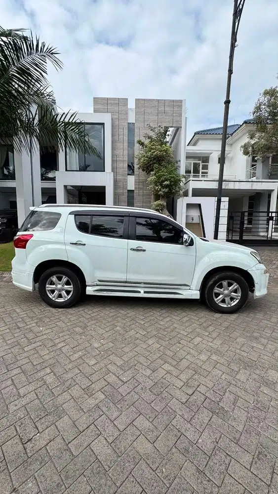 Isuzu MU-X 2015 Diesel
