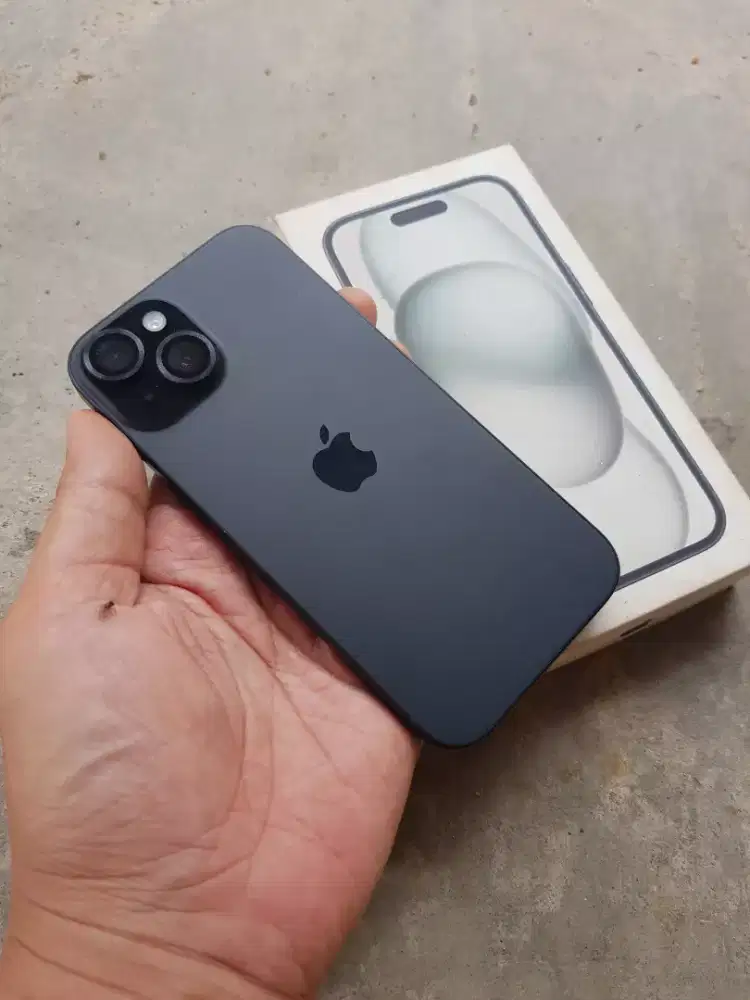 Iphone 15 128GB Resmi Ibox 3bln pkai, bs tt