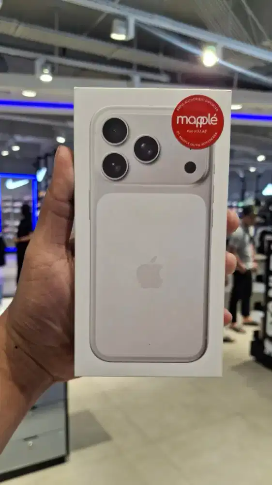 FREE ADAPTOR ORI 20W IPHONE 17 PRO SERIES
