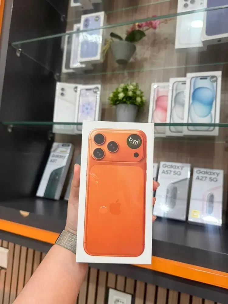 Ip 17pm 256 orange new