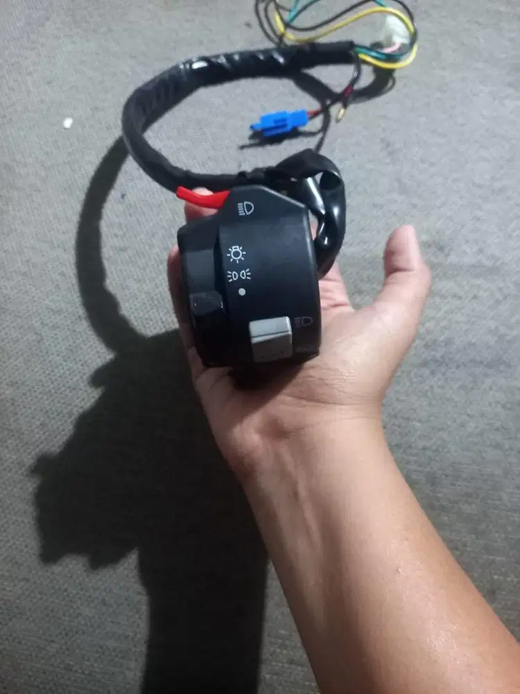 SAKLAR LAMPU VIXION