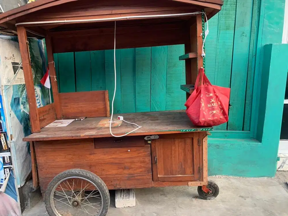 Gerobak jati dan tenda lipat 2x2